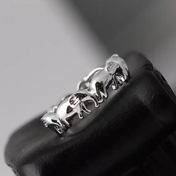 NEW Silver Lucky Elephant Eternity Band Ring - Picture 3 of 4